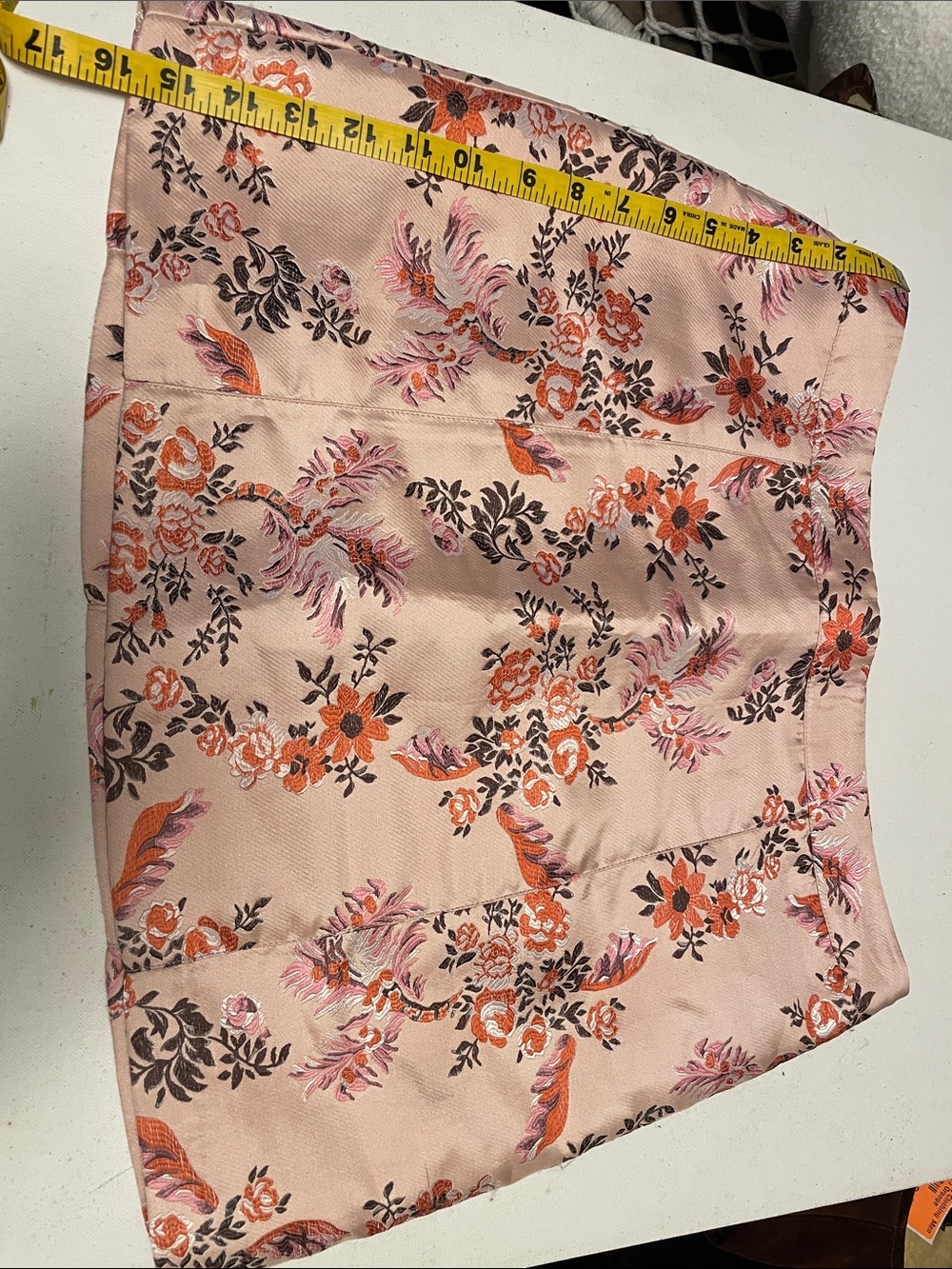 Forever 21 Pink Satin Floral Mini Skirt US 26